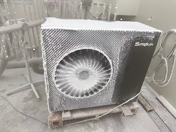 SPRSUN laboratuvarda R290 ısı pompası i&ccedil;in buz &ccedil;&ouml;zme testi ger&ccedil;ekleştiriyor